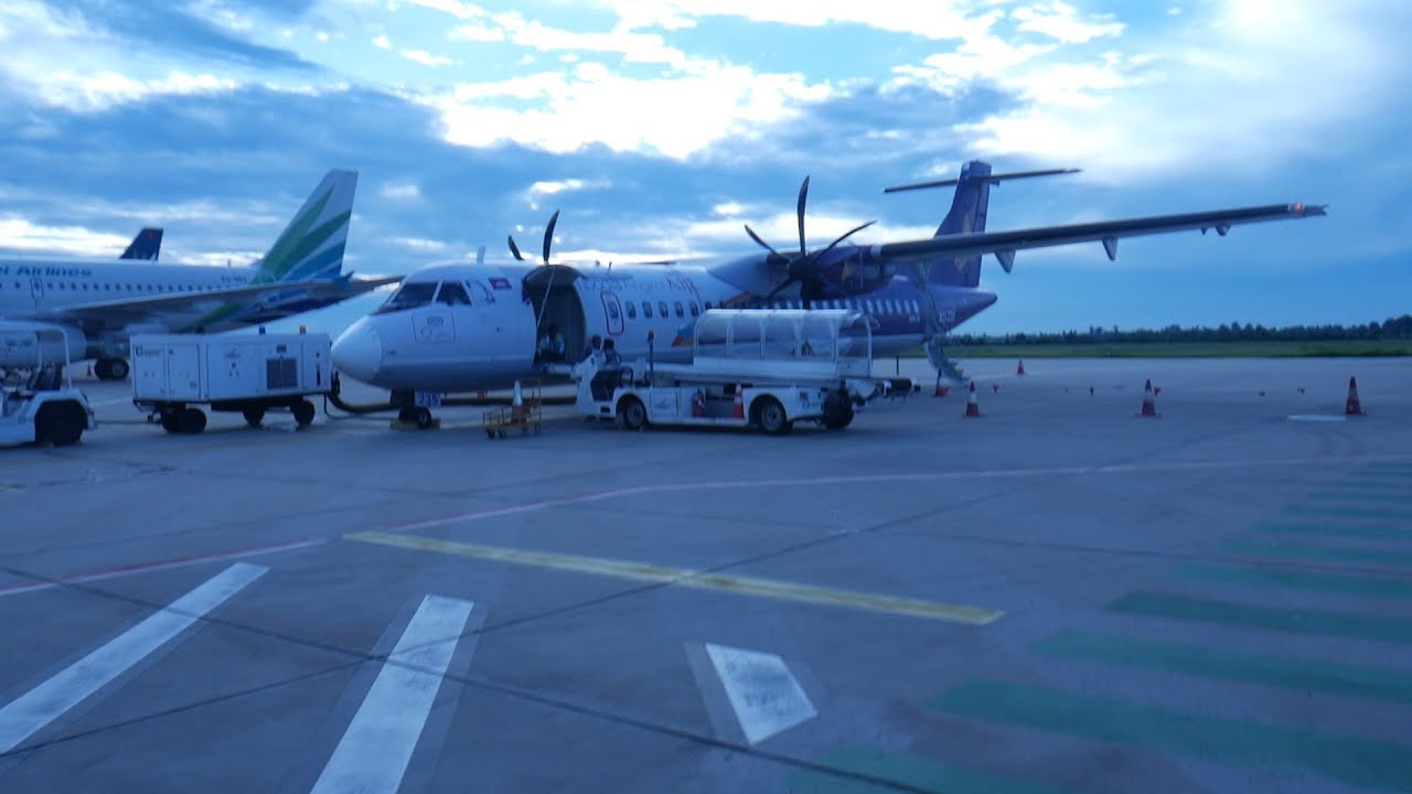 Cambodia Angkor Air — Cambodia Angkor Air Atr72 500