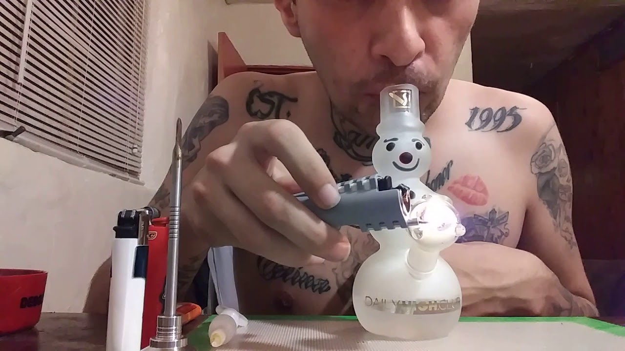 Daily High Club — Daily High Club Snowman Bong